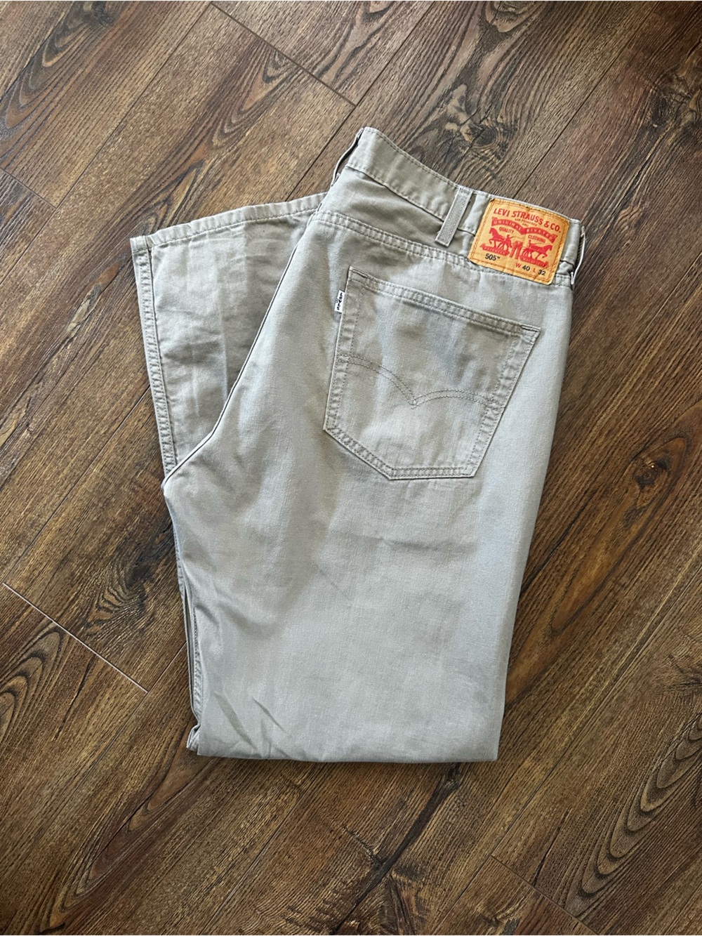Levi's 505 Men's Khaki/Tan Chino Pants sz W40 L32